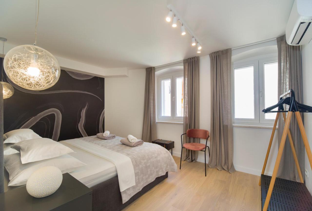 Marina Heart of Zadar Apartment Bagian luar foto